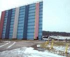 screen tower, shortly before its demolition(from http://members.aol.com/bjelen8875/DriveIn.html)