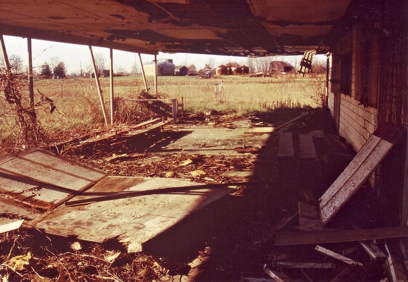 Roofed picknick area