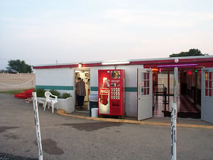 side view of snack bar