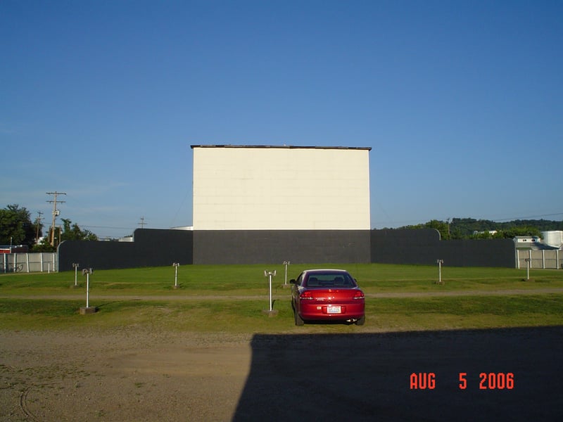 Here is my 2001 Chrysler Sebring parked in front of the screen.