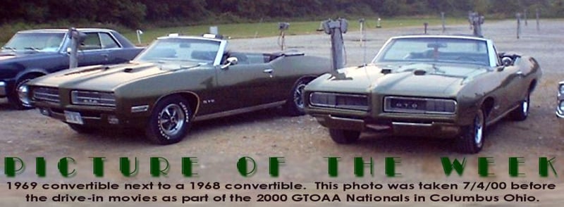 Kingman Drive-In, Delaware Ohio
GTOAA club meet event 7/7/2000
'68 GTO convt belonging to John Jump was Picture Of The Week on 7/9/00 on http://UltimateGTO.com web 
site. This car sits next to a '69 convertible at the Kingman Drive-In.
Both are the sa