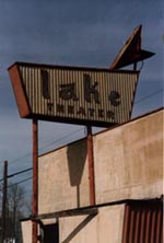 Lake D.I. sign, not sure though if this was from an earlier time or if they had at least 2 different signs. (from Ohio Drive-Ins site)