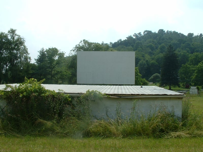 Picture of screen from back of Snack Bar. Good View!