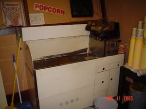 old-fashioned popcorn popper