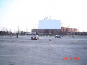 This is my brown '89 Eagle Premier parked in front of screen 2.