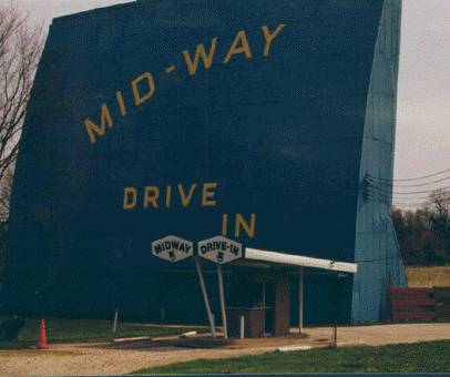 This is the old screen tower known as Big Blue which was designed by famed architect Jack Vogel. It was the last one of it's kind standing until a December 2000 storm destroyed it. Photo courtesy of Bill Jelen.