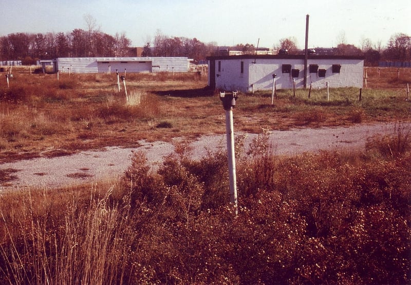 Separate projection booth and concession building