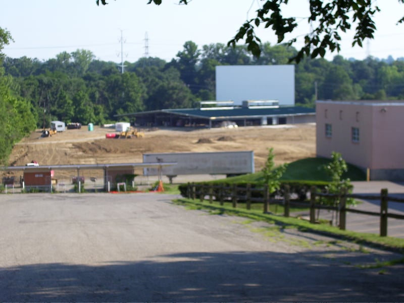 OAKLEY DRIVE-IN  2007