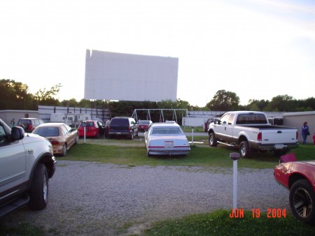 screen tower...That's my parents Imperial in the center of the picture.