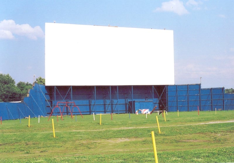 SKYWAY SCREEN AND PLAYGROUND AREA.