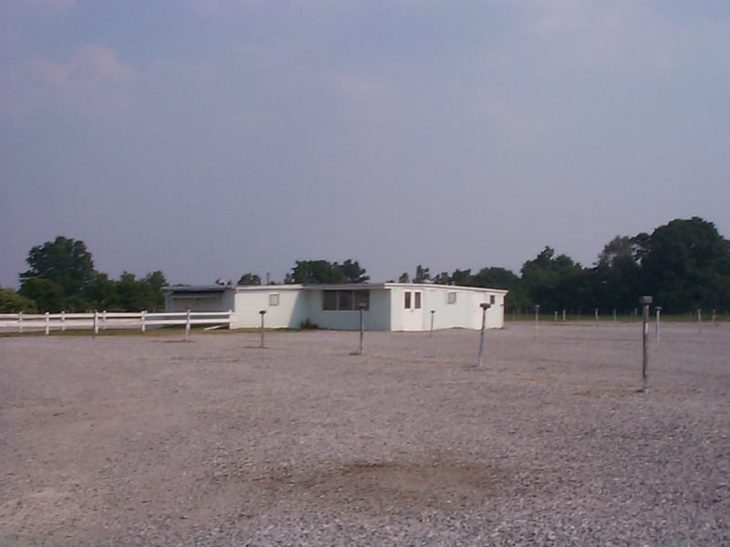 side view of concession stand