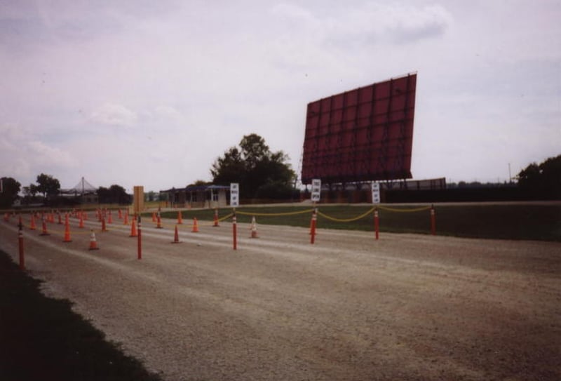 Sundance screen and entrance