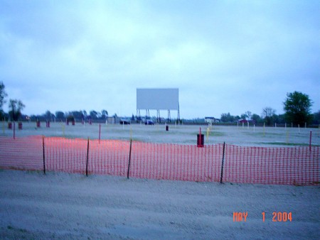 screen 2 lot...The projection booth for screen 2 is in a trailer to the left of the cars.