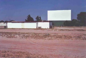 Screen and snack bar