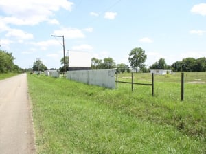 Looking at all of the Drive In. The Original Route 66 is the street running along the side of the Drive In.