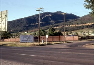 Screen and sign located at Hwy99 at Creel Rd