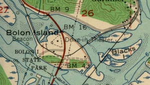 Map of Bolon Island (just north of Reedsport) showing the location of the Shoreline Drive-In, which is the triangle to the left of Highway 101. Screen was probably on the left side where the circle is.