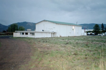 Snack bar & indoor theater. The fence line of the drive-in was just past the outdoor bathrooms
