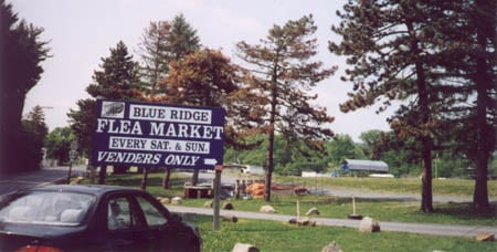 Entrance. This photo and the next 5 are courtesy of Roland Follot.