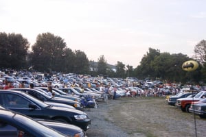 Picture of the cars at the drive-in