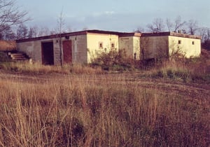 Uncommon construction of projection/concession building
