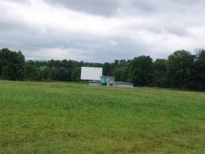 Photo of Pike Drive-In from 21 August 2004.