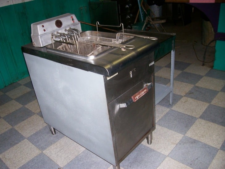 Our deep fryer has been reconditioned, cleaned, and sanitized!