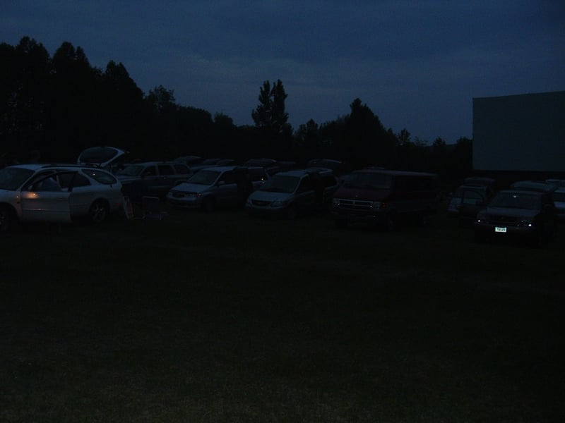 Screen 2 Lot filling up for "Shrek the Third"