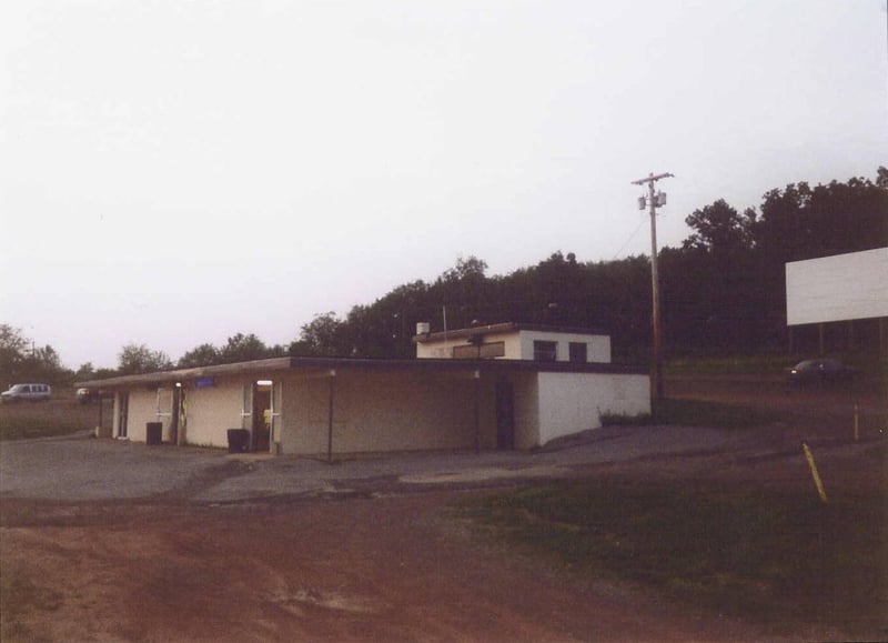 concession/projection building