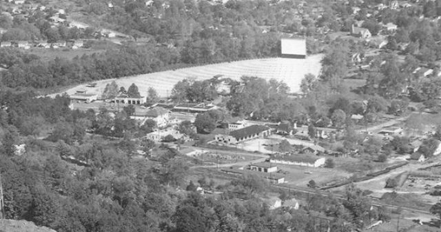 Family Drive-In located in Knoxville, TN