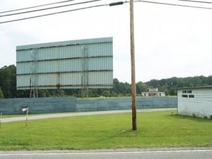 entranceway, marquee, fence, screen, and projection/snack bar