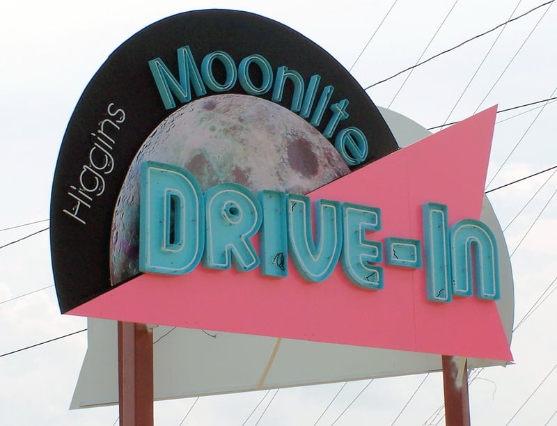 Moonlite Drive-In Sign
