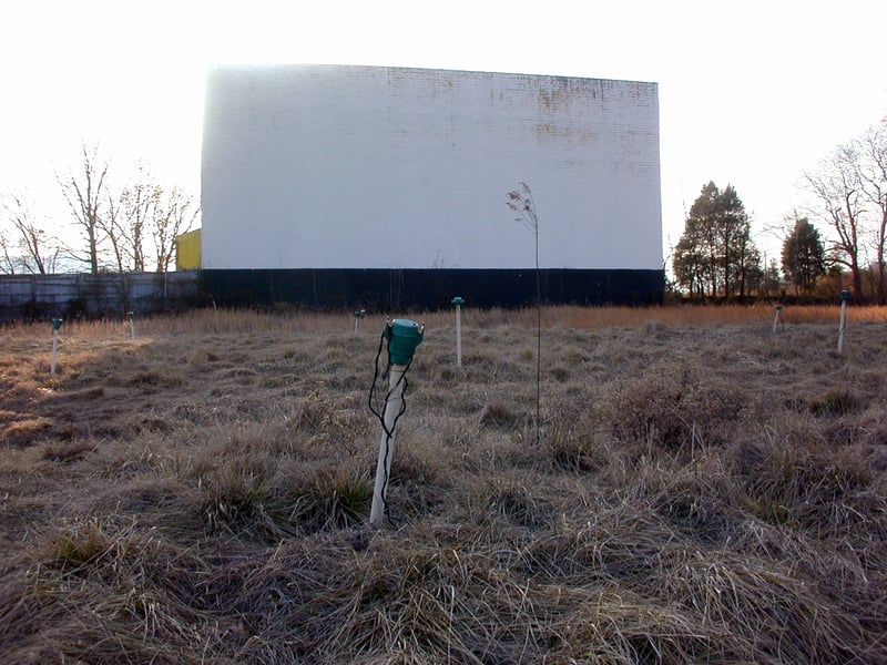 speakers, screen