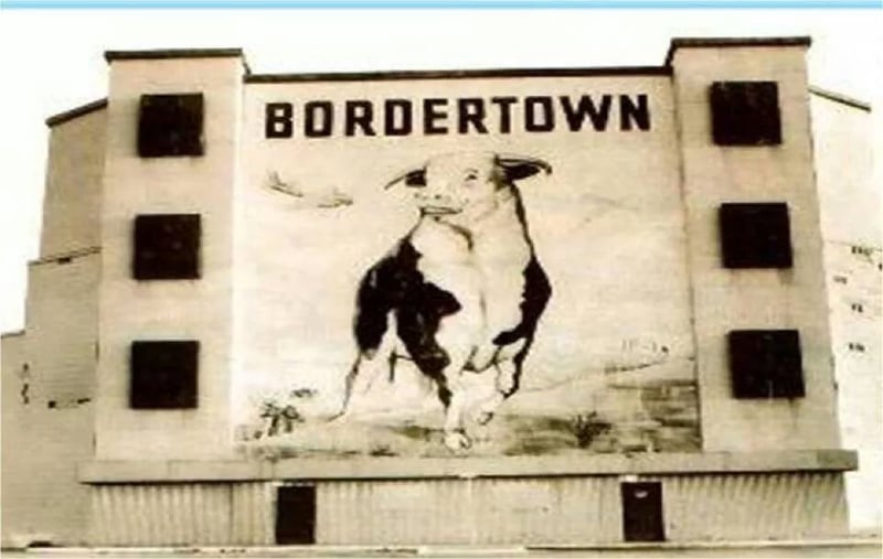 Bordertown Drive In Movie Theater. El Paso, Texas