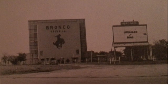 Bronco ad photo from the 1976 A.C. Jones Annual