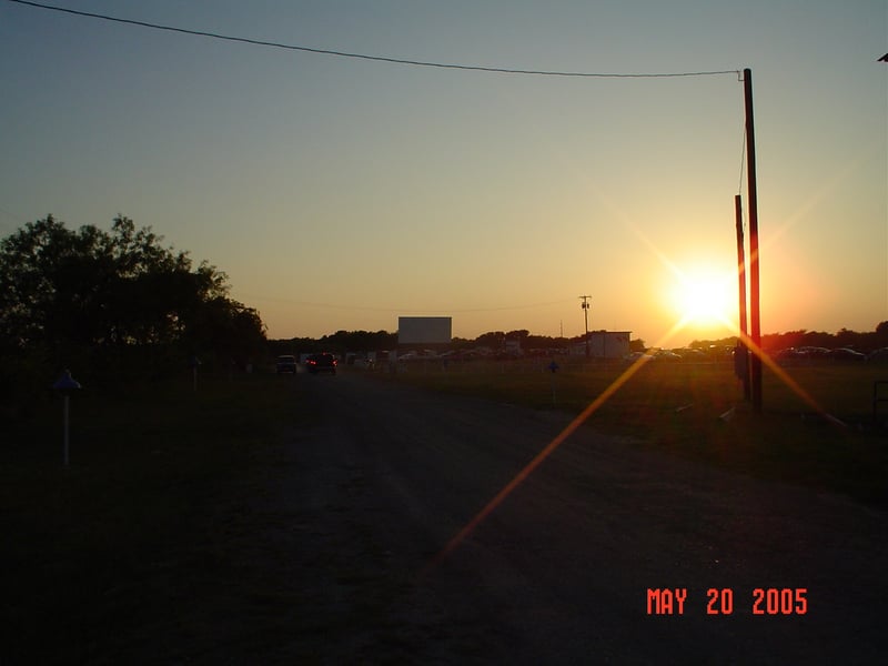 This photo was taken near the entrance. It gives you an idea of how long the driveway is going up to the ticket booth.