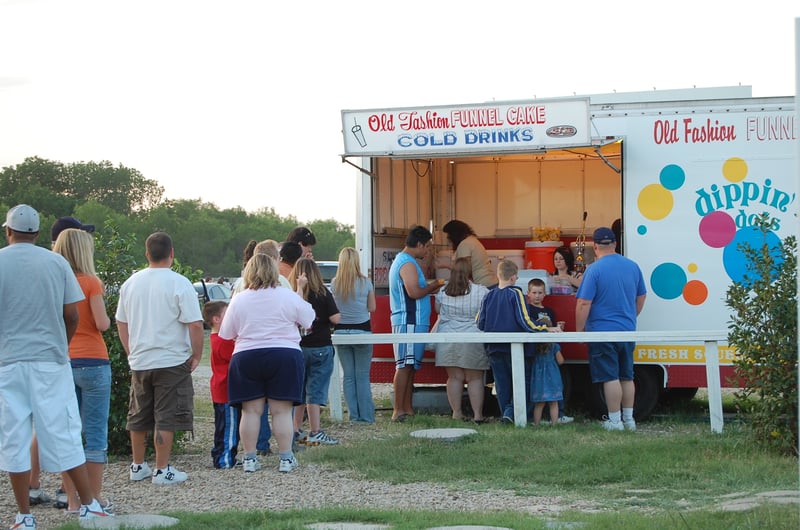 How about a Funnel Cake? WOW! This Drive In has it all! Shrek 3 on 2 Screens! BIG Crowd!! Come on Down. Open 7 Days A Week.