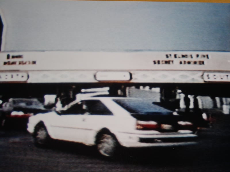 The Ticket Booths of the Gemini Drive In. This was taken off the TV from the Video "Drive In Blues". Production Credits
Produced, Directed, and Edited by Jan Krawitz.
Cinematography by Thomas Ott.
Original Music by Tim Kerr.
VIDEO MAY BE PURCHASED F