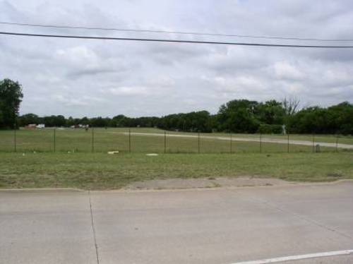 A Full View of the vacant lot of the Hi-Vue Drive In. It has been vacant now for some time.
