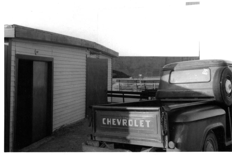 Hi-Vue Drive-In, Dallas, concession stand.