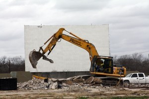The final demolition of a San Antonio landmark on the south side heralded a new library and opportunities for residents near the San Jose Mission.Mission Branch Library broke ground on January 26, for construction of a 16,400 square foot facility occupy