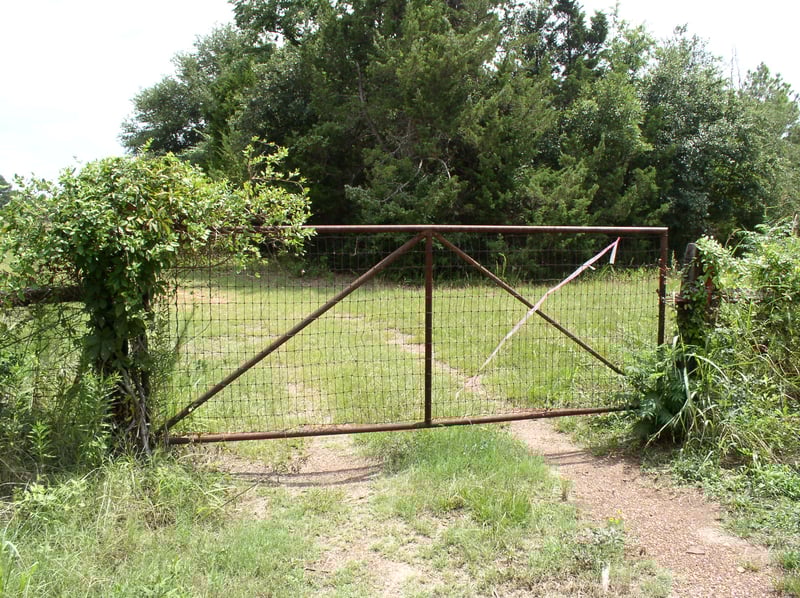 The Entrance. This is located just before the house that sits next to the Cemetery. This DriveIn has been closed for a Long Long Time..