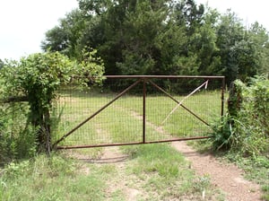 The Entrance. This is located just before the house that sits next to the Cemetery. This DriveIn has been closed for a Long Long Time..