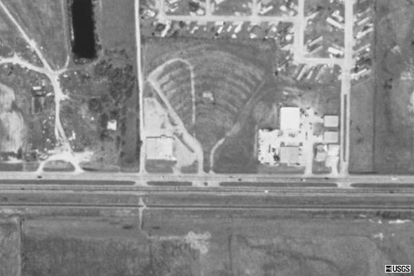 Terrell Drive in, Highway 80; west of Terrell 75160; just ground form