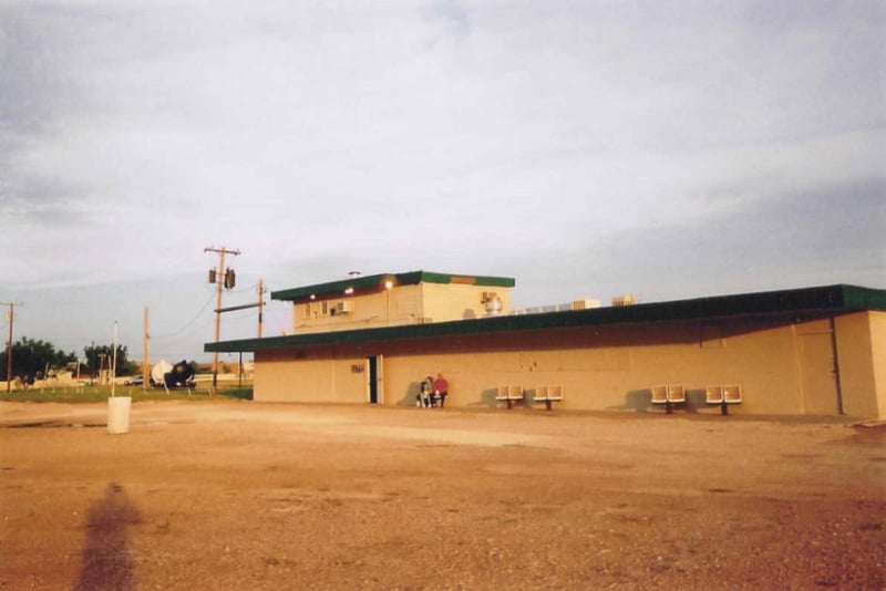 This is the concession building with the projection booth upstairs. It's located at the back of the lot rather than the middle which makes for a roomier lot.