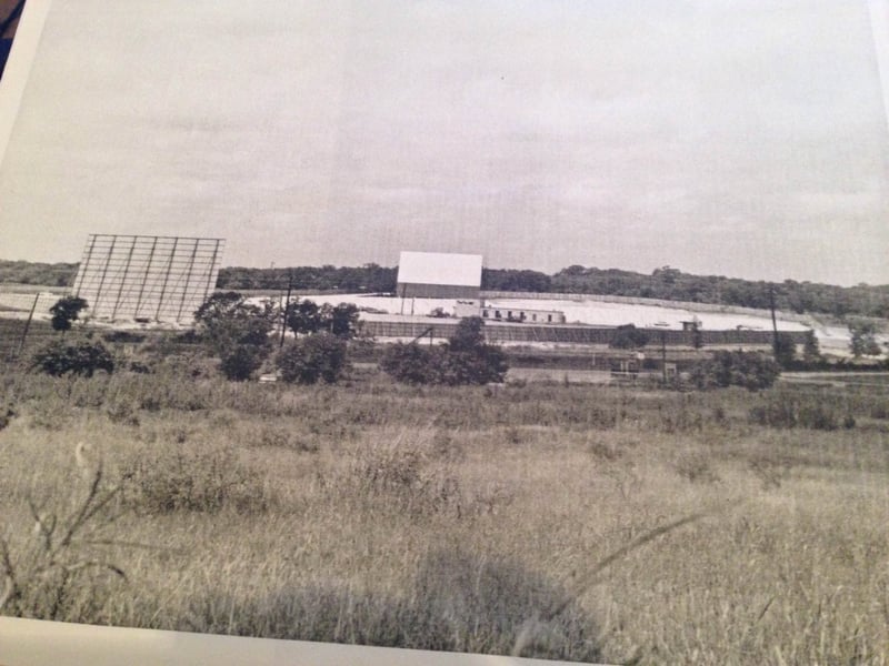 2nd field picture of Towne Twin