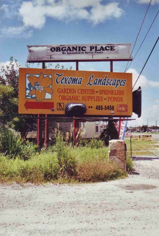Old marquee now used to advertise other businesses