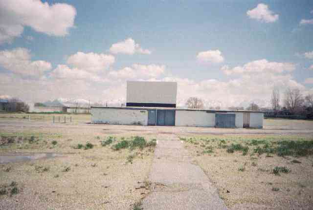 Picture of the Valley Vu in Spring of 1998