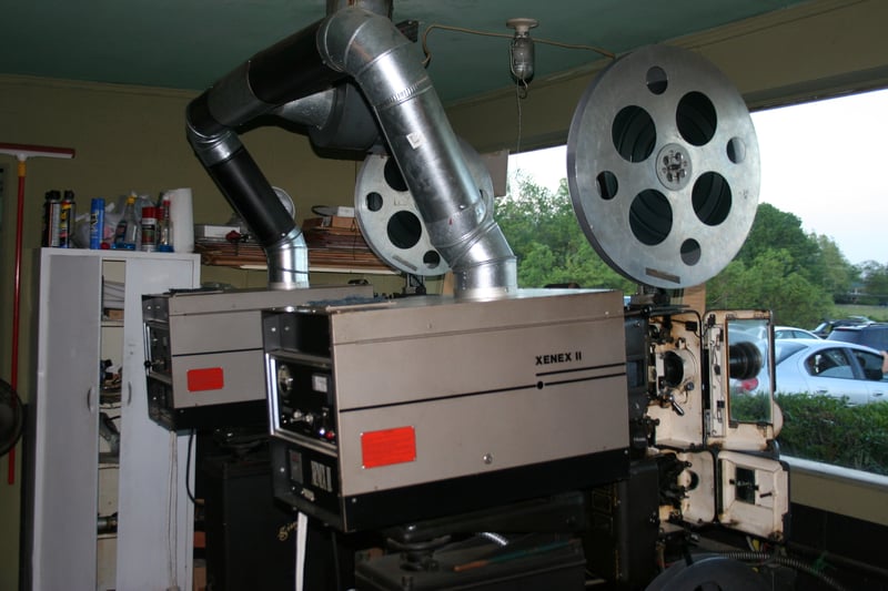 Projection room for screen 1