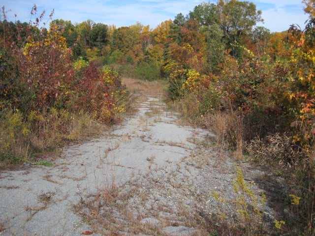 Access road, where it starts descent to field.